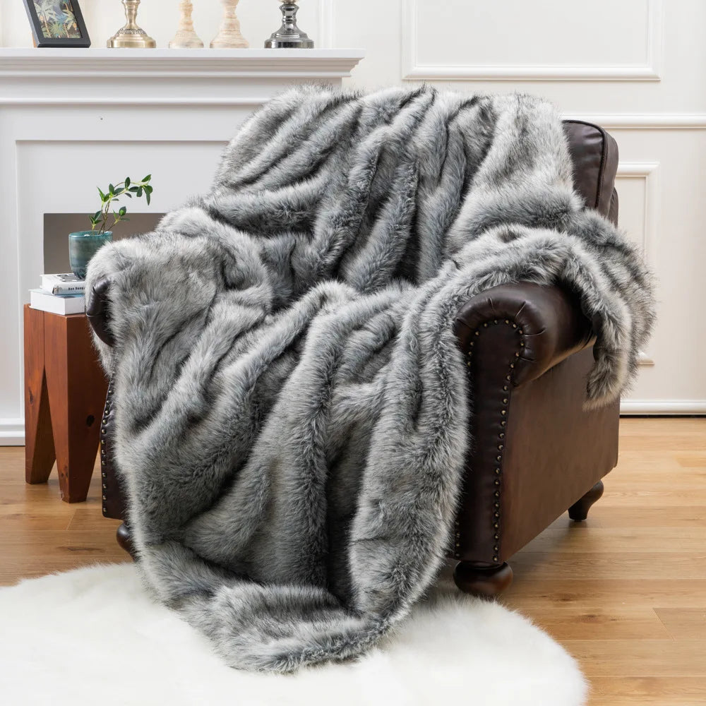 Nordic Faux Fur Throw
