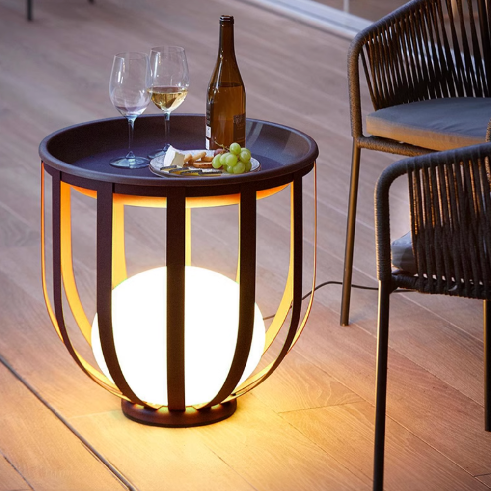 Solar Garden Globe Light